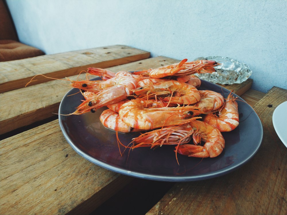 Cooked prawns on a ceramic plate